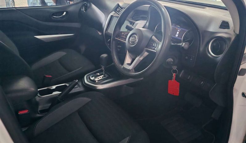 
								Nissan Navara NAVARA 2.5DDTi SE PLUS A/T D/C P/U full									