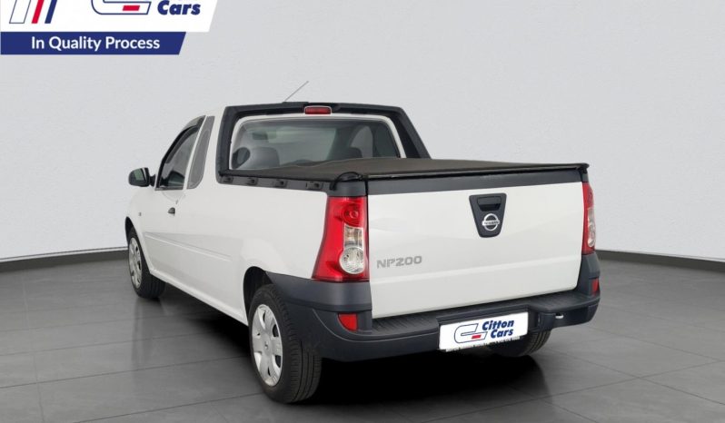 
								Nissan NP200 1.6 8V Ac Safety Pack full									