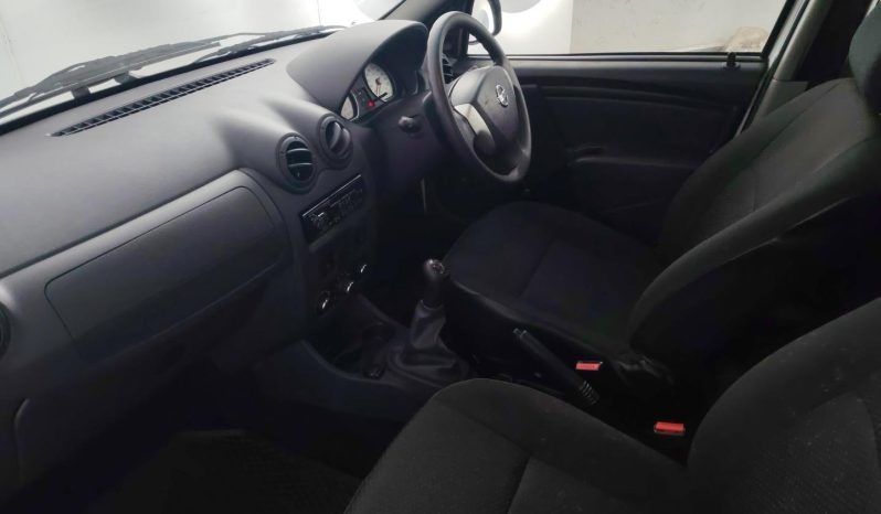 
								Nissan NP200 1.6 8V Ac Safety Pack full									