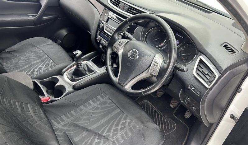 
								Nissan Qashqai 1.5DCI Acenta full									