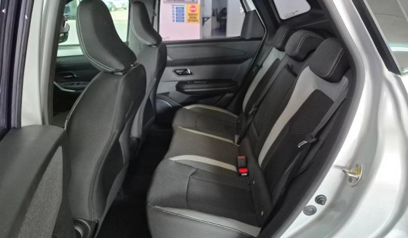 
								Nissan Tekton 1.3T Visia At full									
