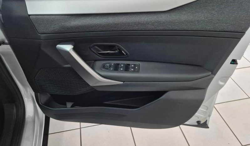 
								Nissan Tekton 1.3T Visia At full									