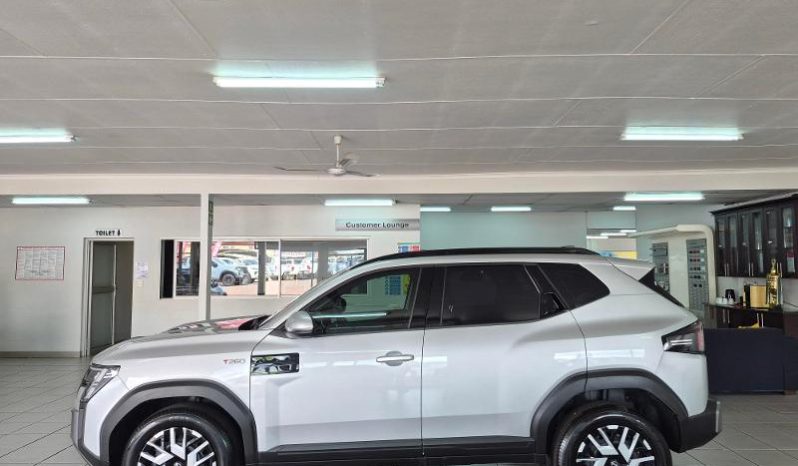
								Nissan Tekton 1.3T Visia At full									