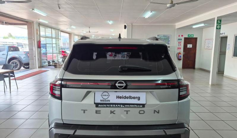 
								Nissan Tekton 1.3T Visia At full									