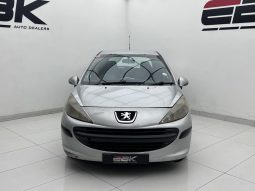 Peugeot 207 1.4 Xr 5-Door