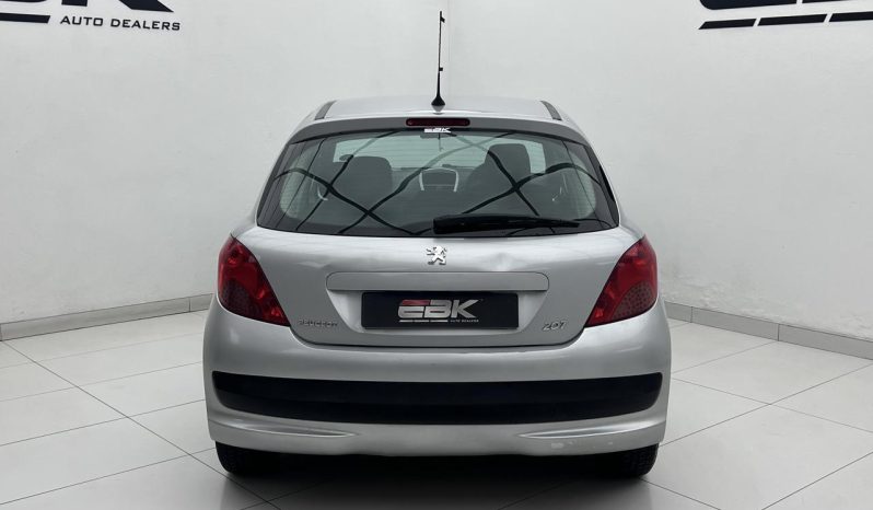 
								Peugeot 207 1.4 Xr 5-Door full									