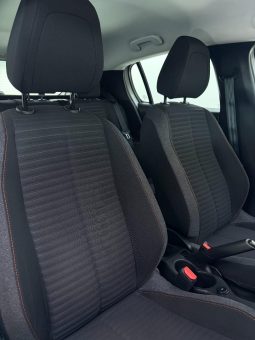 
										Peugeot 208 1.2 Active full									