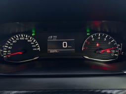 
										Peugeot 208 1.2 Active full									