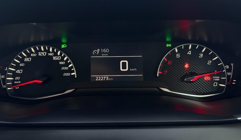 
								Peugeot 208 1.2 Active full									