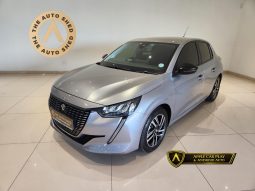 Peugeot 208 1.2T Allure At