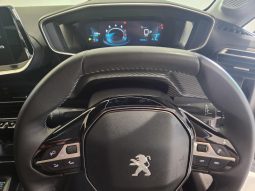 
										Peugeot 208 1.2T Allure At full									