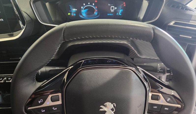 
								Peugeot 208 1.2T Allure At full									
