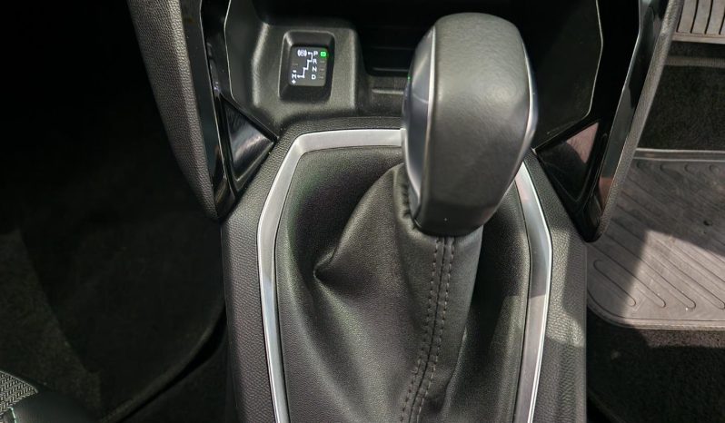 
								Peugeot 208 1.2T Allure At full									
