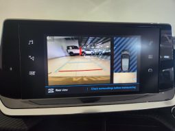 
										Peugeot 208 1.2T Allure At full									