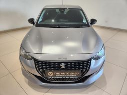 Peugeot 208 1.2T Allure At