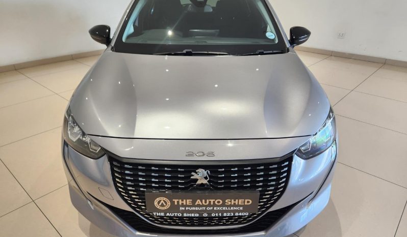 
								Peugeot 208 1.2T Allure At full									