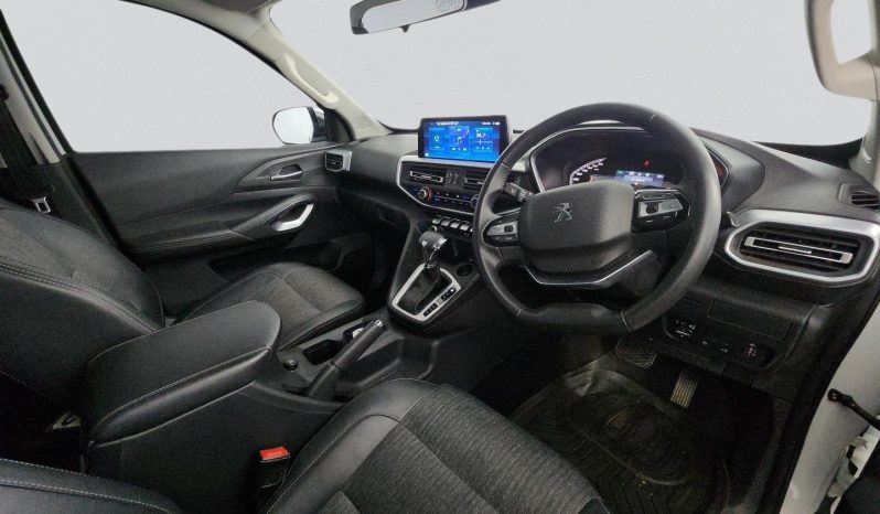 
								Peugeot Landtrek 1.9 Td Allure D Cab 4X2 At full									