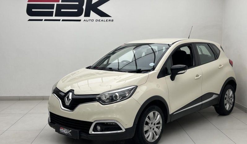 
								Renault Captur 0.9 Turbo Expression full									