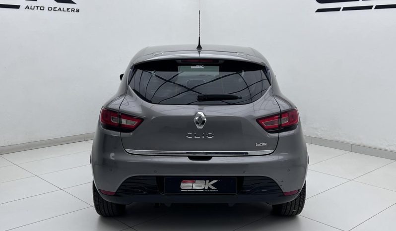
								Renault Clio 4 0.9 Turbo Expression full									