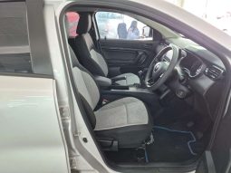 
										Renault KIGER 1.0 MT Life full									