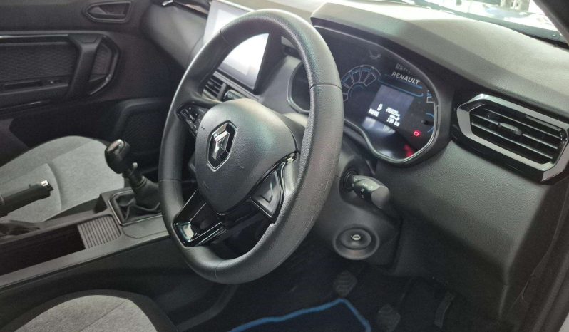 
								Renault KIGER 1.0 MT Life full									