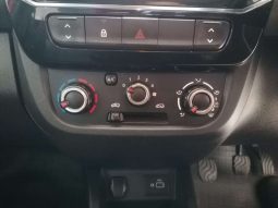 
										Renault KWID KWID 1.0 DYNAMIQUE / ZEN / TECHNO 5DR full									