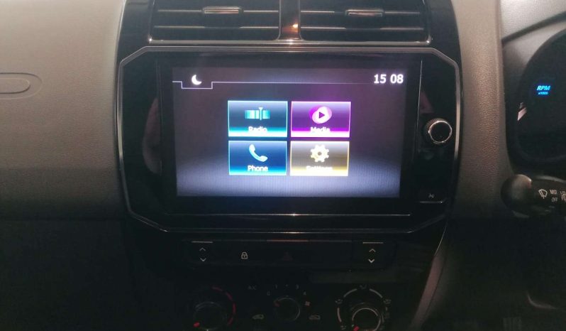 
								Renault KWID KWID 1.0 DYNAMIQUE / ZEN / TECHNO 5DR full									