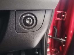 
										Renault KWID KWID 1.0 DYNAMIQUE / ZEN / TECHNO 5DR full									