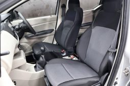 
										Renault Triber 1.0 Evolution full									