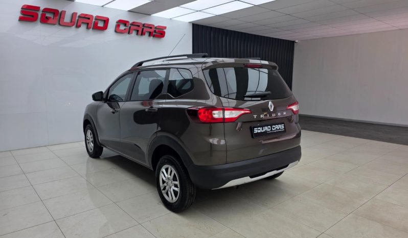 
								Renault Triber 1.0 Zen full									
