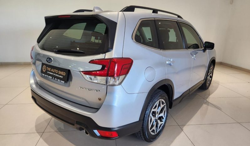 
								Subaru Forester 2.0I-L Es Cvt full									