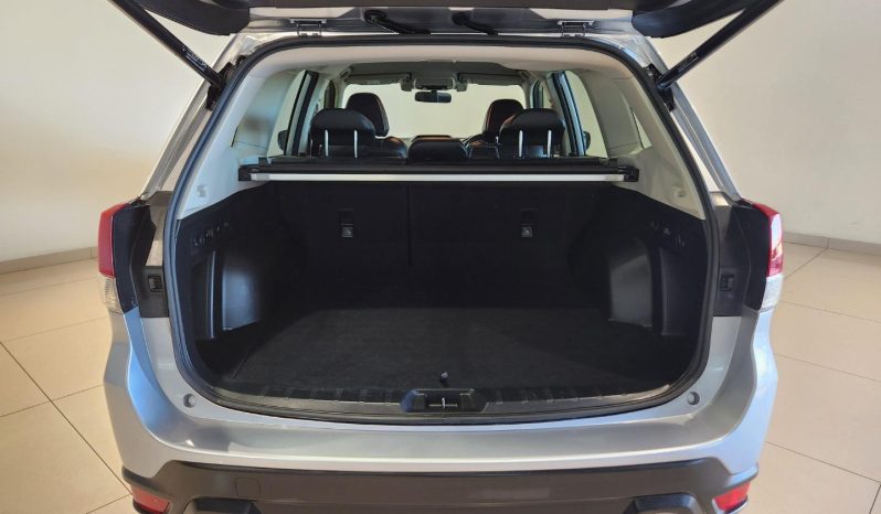 
								Subaru Forester 2.0I-L Es Cvt full									