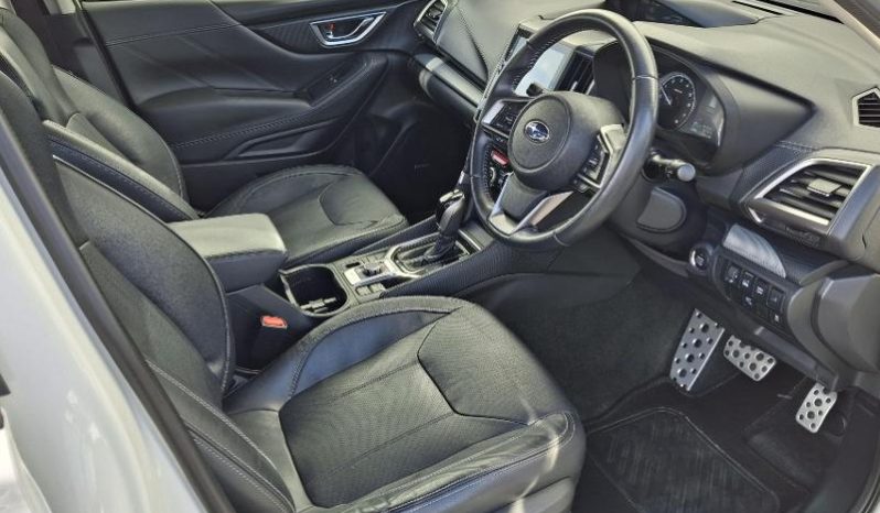 
								Subaru Forester 2.0I-S Es Cvt full									