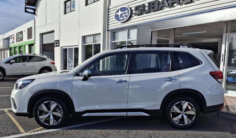 
								Subaru Forester 2.0I-S Es Cvt full									
