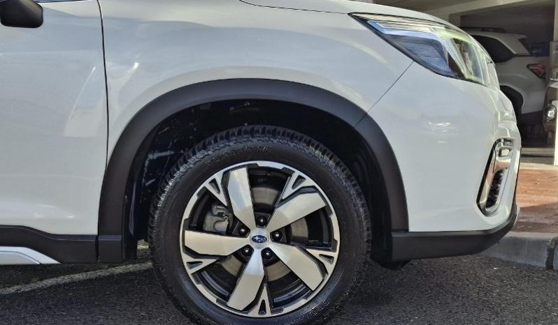 
								Subaru Forester 2.0I-S Es Cvt full									