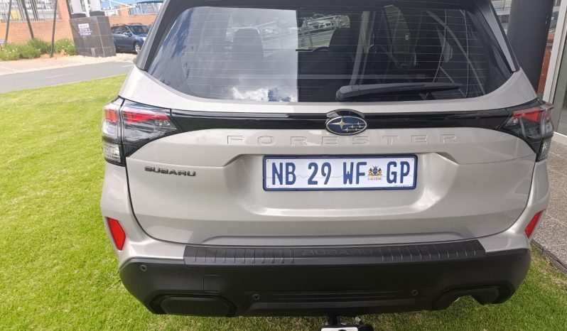 
								Subaru Forester 2.5 Premium Cvt full									