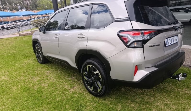 
								Subaru Forester 2.5 Premium Cvt full									