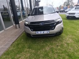 
										Subaru Forester 2.5 Premium Cvt full									