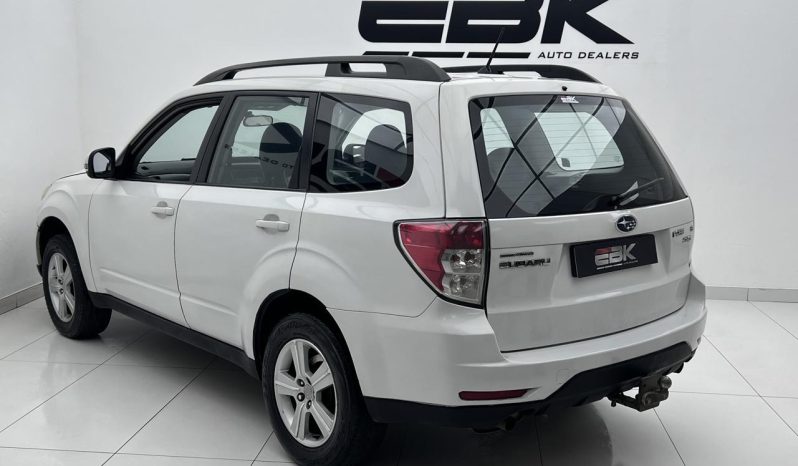 
								Subaru Forester 2.5 X full									