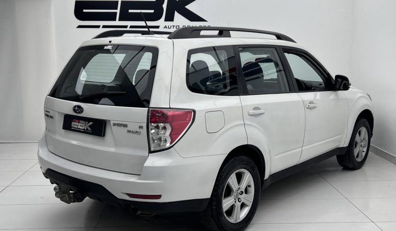 
								Subaru Forester 2.5 X full									