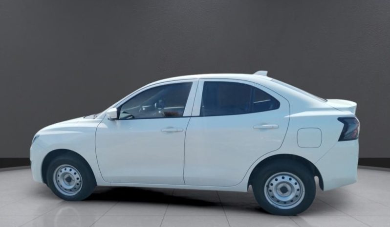 
								SUZUKI DZIRE 1.2 GA MT full									