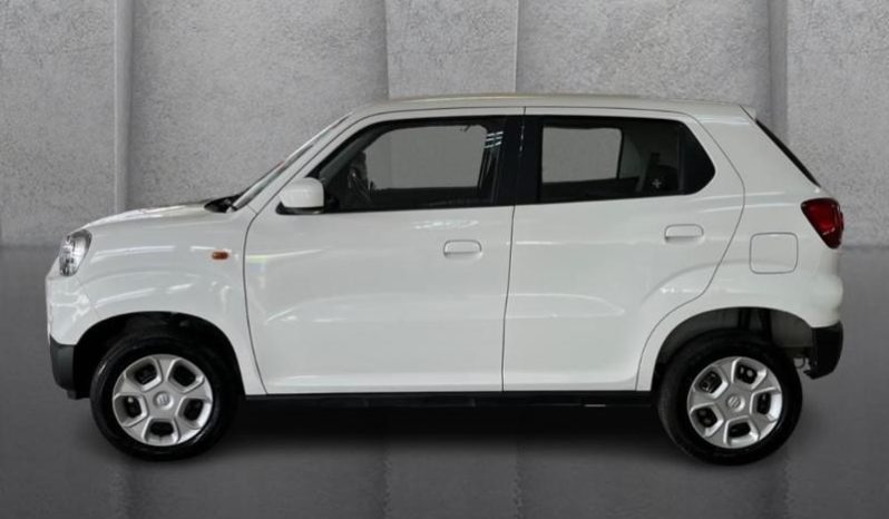
								SUZUKI S-PRESSO 1.0 GL AMT full									