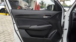
										Suzuki Swift 1.2 GL Auto full									