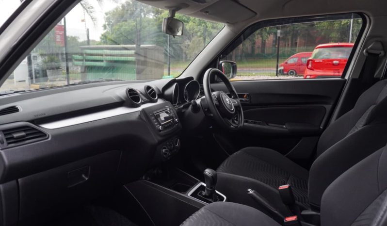 
								Suzuki Swift 1.2 GL Auto full									