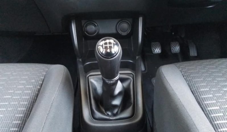 
								SUZUKI SWIFT 1.2 GL MT full									