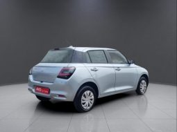 
										SUZUKI SWIFT 1.2 GL MT full									