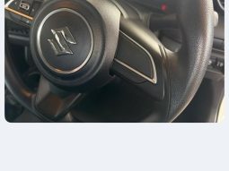 
										SUZUKI SWIFT 1.2 GL PLUS MT full									