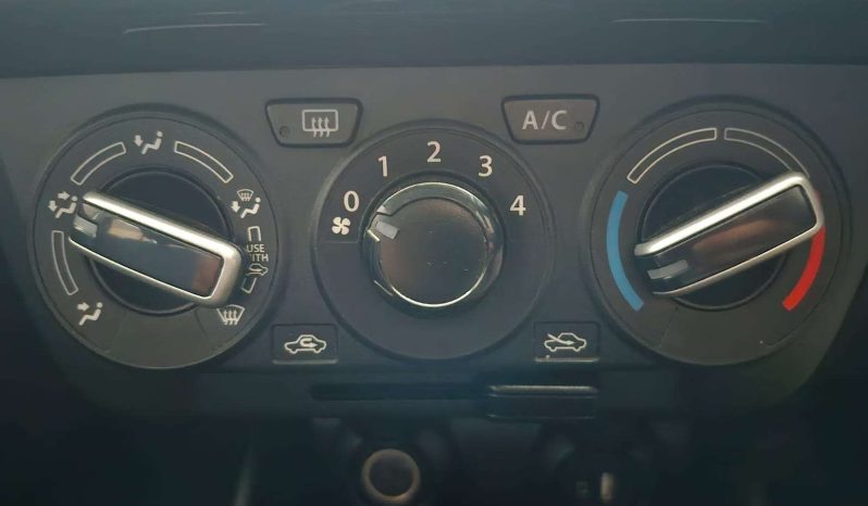 
								SUZUKI SWIFT/ DZIRE DZIRE 1.2 GL A/T full									