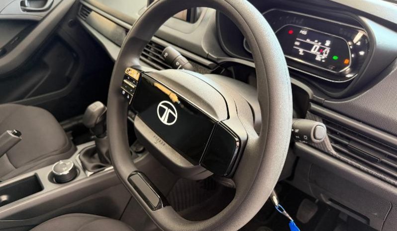 
								Tata Osprey 1.2T Smart Plus full									