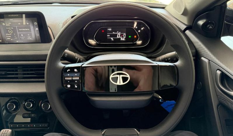 
								Tata Osprey 1.2T Smart Plus full									